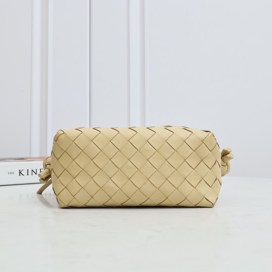 Bottega Veneta Loop