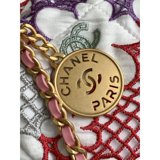CHANEL 22 Bag