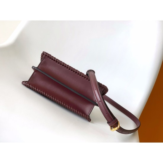 FENDI Peekaboo