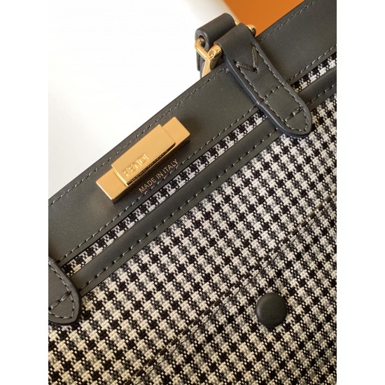 FENDI Tote Bags