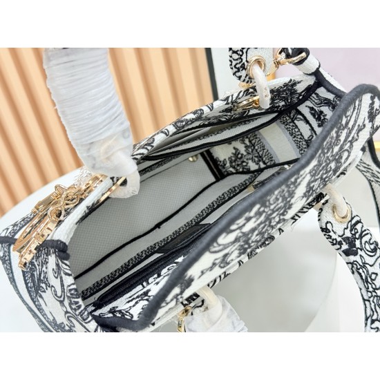 Dior Lady