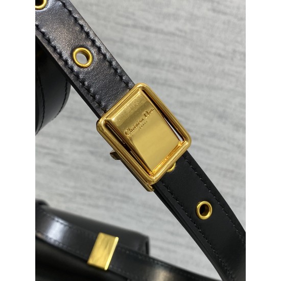 Dior Montaigne