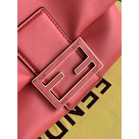 FENDI Baguette