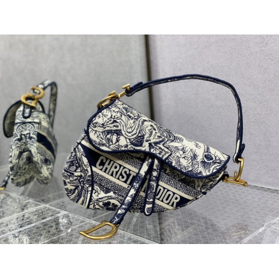 Dior Saddle