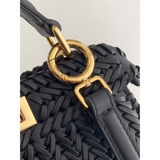 FENDI Peekaboo