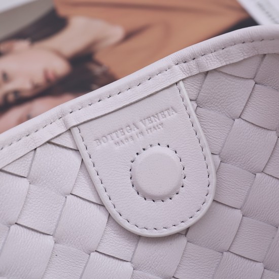 Bottega Veneta Sardine