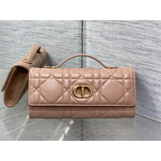 Dior Caro