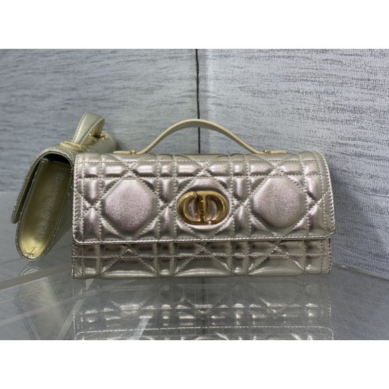 Dior Caro
