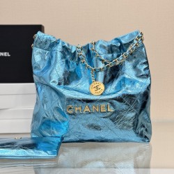 CHANEL 22 Bag