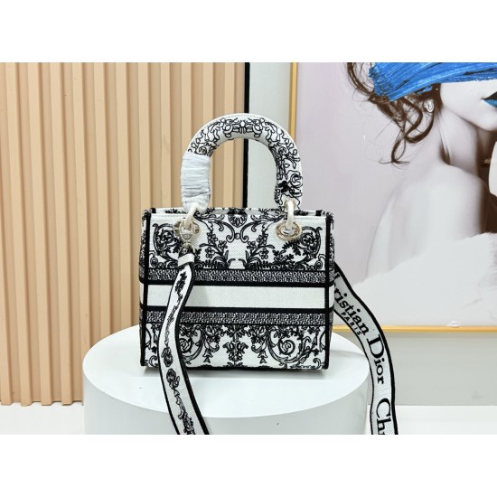 Dior Lady
