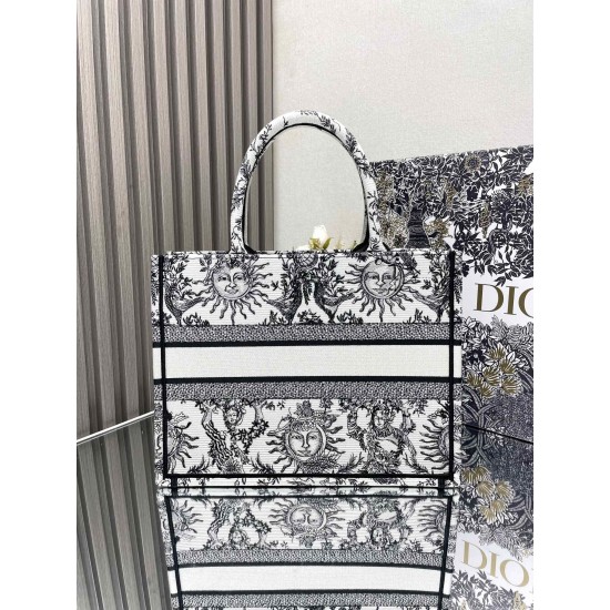 Dior Book Tote