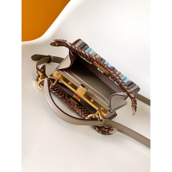 FENDI Peekaboo