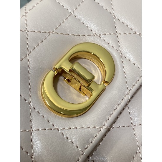 Dior Caro