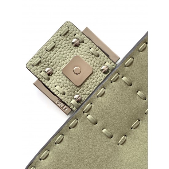 FENDI Baguette