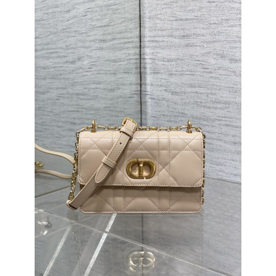 Dior Caro