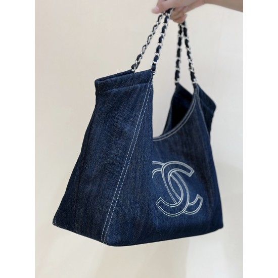 CHANEL TOTE SHOPPING BAG