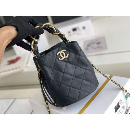 CHANEL BUCKET