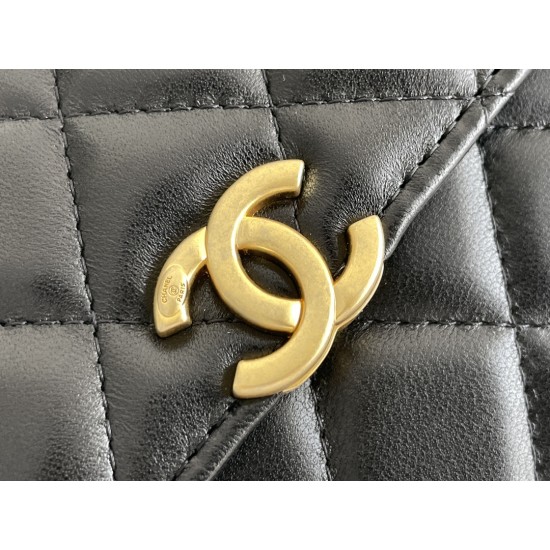CHANEL COCO HANDLE
