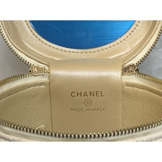 CHANEL BUCKET