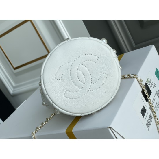 CHANEL BUCKET