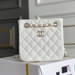 CHANEL BUCKET