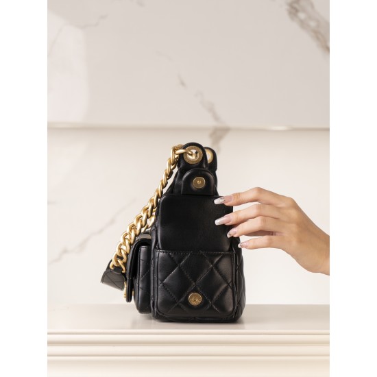 CHANEL HOBO