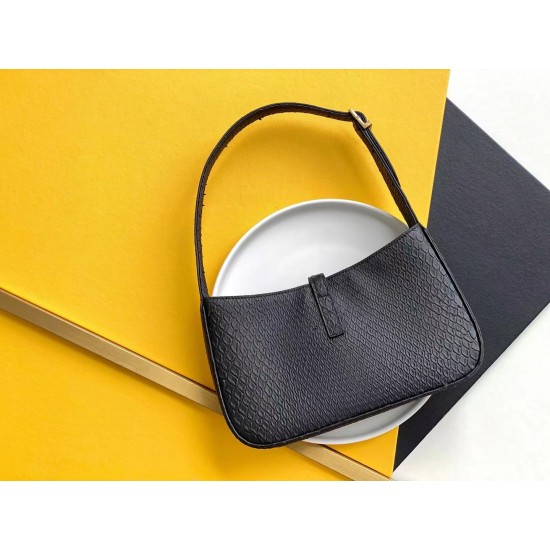 YSL LE5À7