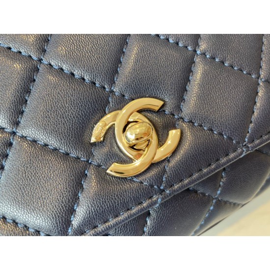 CHANEL COCO HANDLE