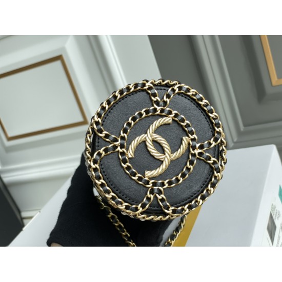 CHANEL BUCKET