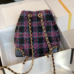 CHANEL BUCKET
