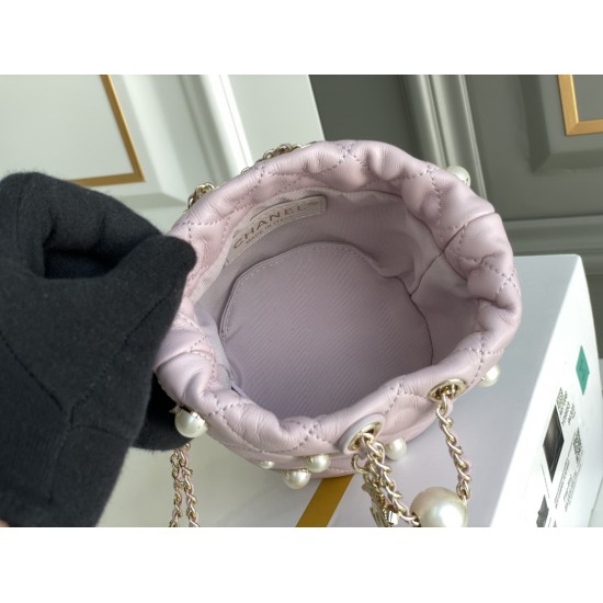 CHANEL BUCKET