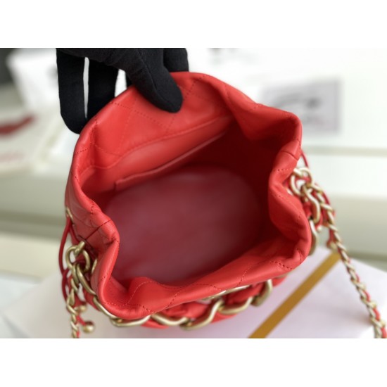 CHANEL BUCKET