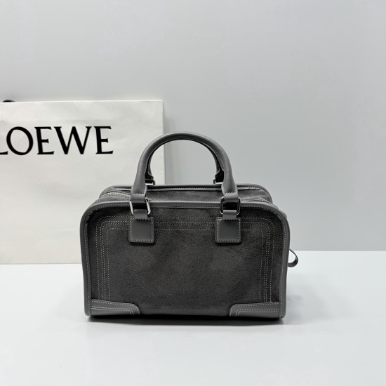 LOEWE bags