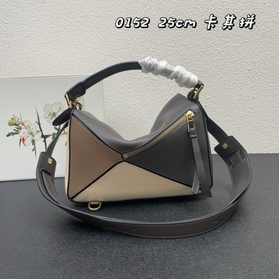 LOEWE bags