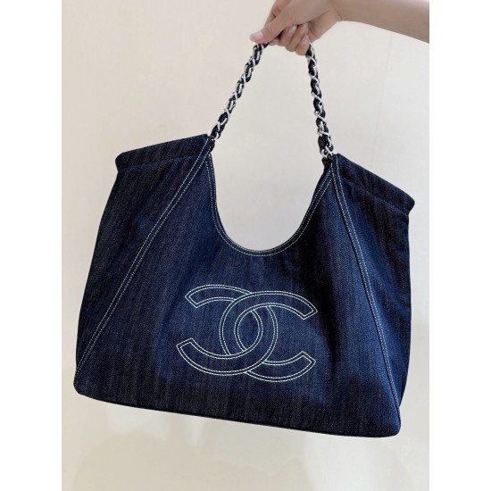 CHANEL TOTE SHOPPING BAG