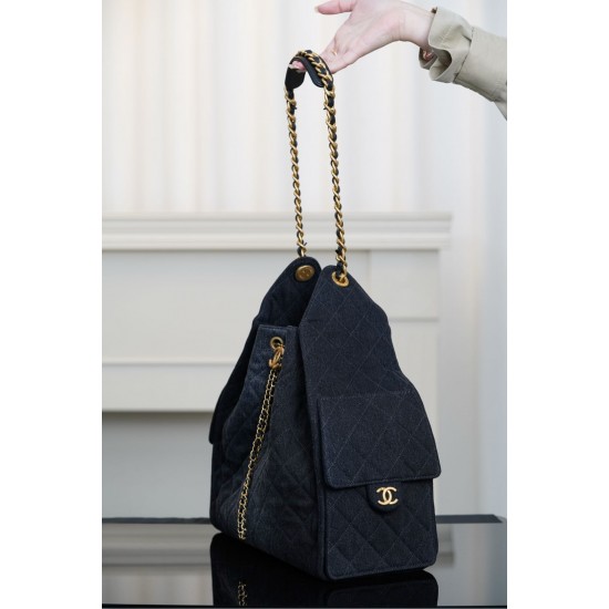CHANEL HOBO