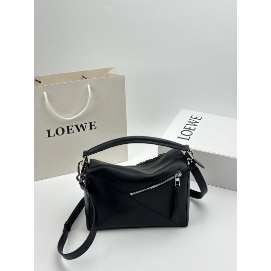 LOEWE bags