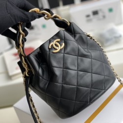 CHANEL BUCKET