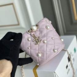 CHANEL BUCKET