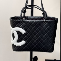 CHANEL TOTE SHOPPING BAG