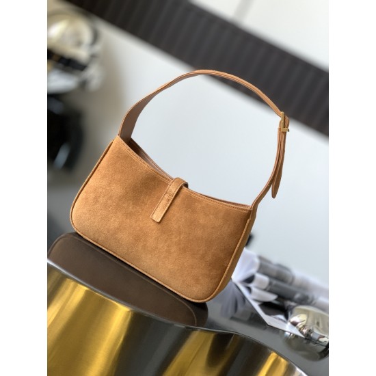 YSL LE5À7