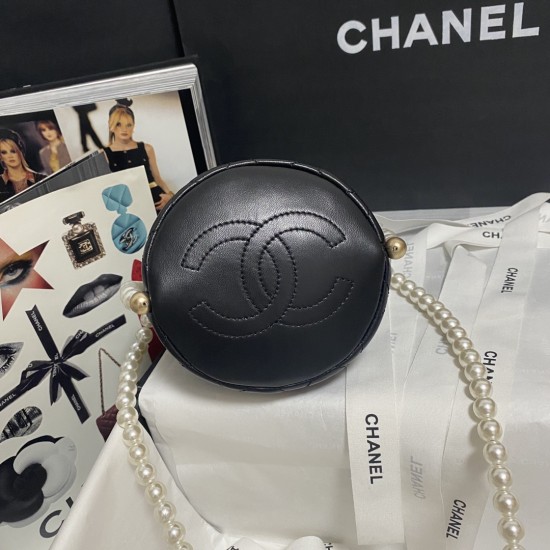 CHANEL BUCKET