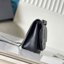 YSL Niki