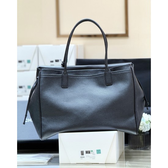 CHANEL TOTE SHOPPING BAG