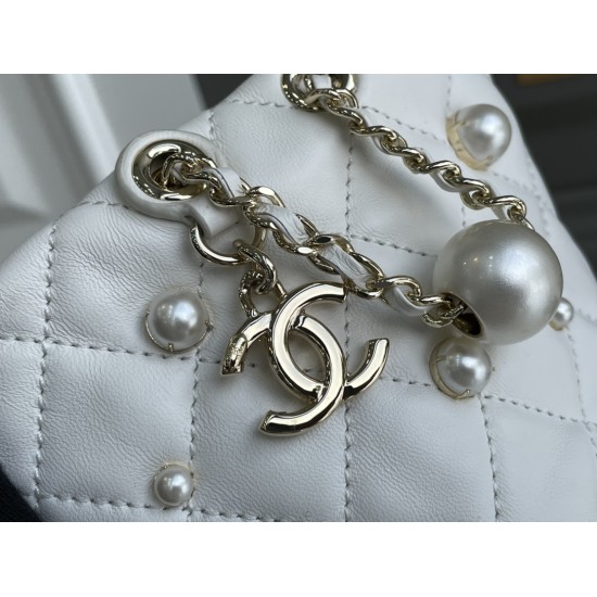 CHANEL BUCKET
