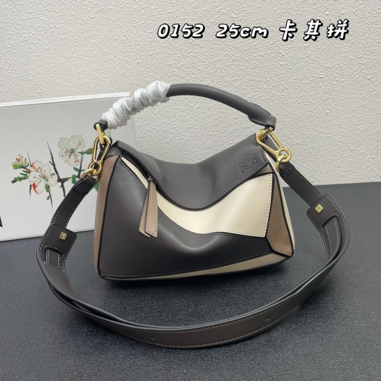 LOEWE bags