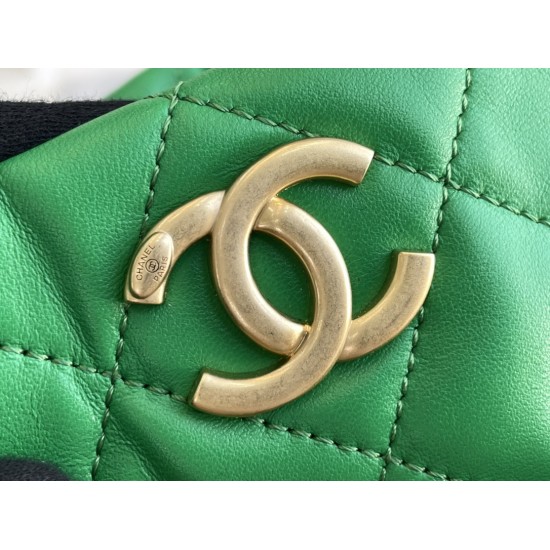 CHANEL BUCKET