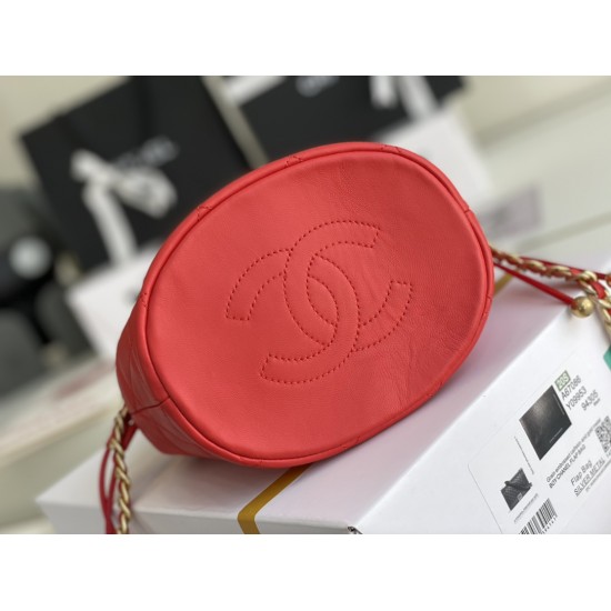 CHANEL BUCKET