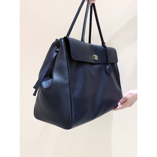 CHANEL TOTE SHOPPING BAG