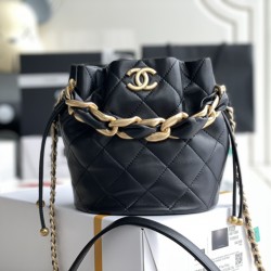 CHANEL BUCKET